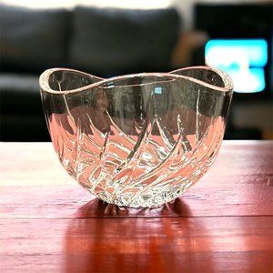 Vintage Crystal Wavy Bowl (small)
